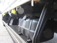 いすゞフォワード平ボディ中型（4t）[写真12]