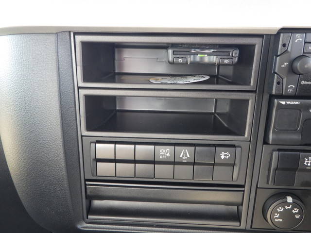 三菱ふそうファイターセルフクレーン4段増トン（6t・8t）[写真31]