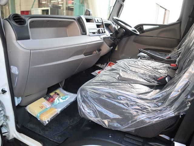 三菱ふそうキャンターアルミブロック小型（2t・3t）[写真18]