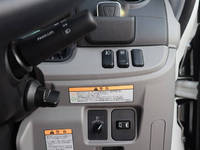 三菱ふそうキャンターアルミブロック小型（2t・3t）[写真23]