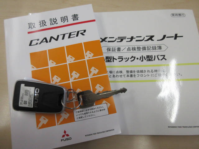 三菱ふそうキャンターアルミブロック小型（2t・3t）[写真26]