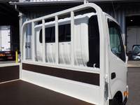 日野デュトロ平ボディ小型（2t・3t）[写真13]