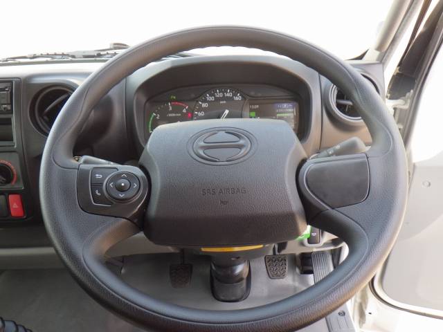 日野デュトロ平ボディ小型（2t・3t）[写真19]