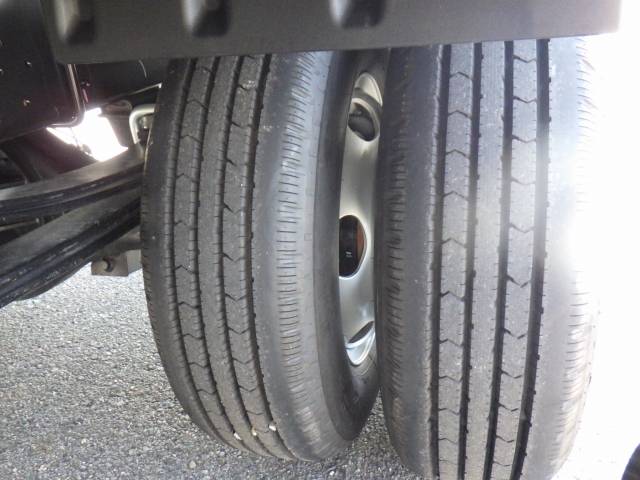 日野デュトロ平ボディ小型（2t・3t）[写真33]