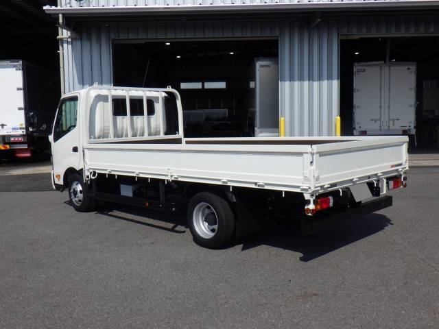日野デュトロ平ボディ小型（2t・3t）[写真07]