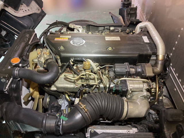 いすゞエルフアルミバン小型（2t・3t）[写真16]