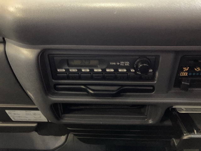 いすゞエルフアルミバン小型（2t・3t）[写真26]