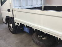 三菱ふそうキャンターガッツ平ボディ小型（2t・3t）[写真13]