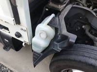 三菱ふそうキャンターガッツ平ボディ小型（2t・3t）[写真16]