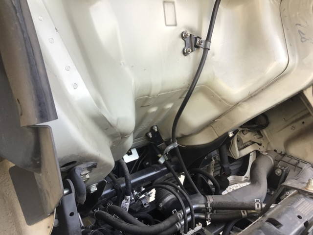 三菱ふそうキャンターガッツ平ボディ小型（2t・3t）[写真27]