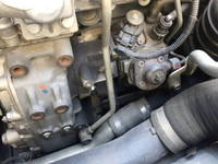 三菱ふそうキャンターガッツ平ボディ小型（2t・3t）[写真29]