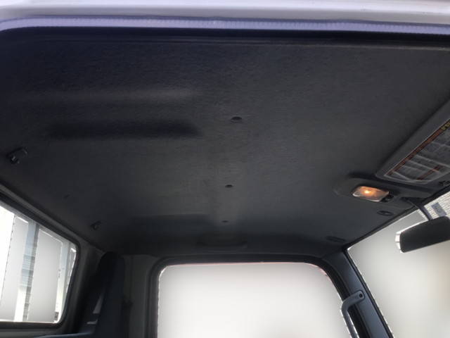 三菱ふそうキャンターガッツ平ボディ小型（2t・3t）[写真31]