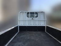 三菱ふそうキャンターガッツ平ボディ小型（2t・3t）[写真08]