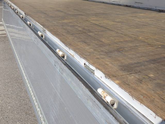 日野レンジャーアルミウイング中型（4t）[写真10]