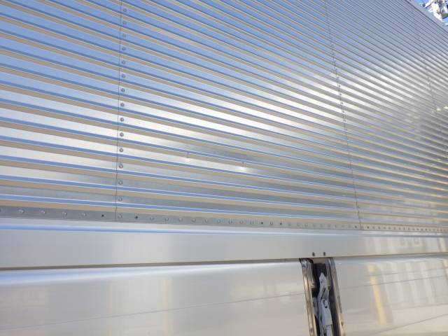 日野レンジャーアルミウイング中型（4t）[写真14]