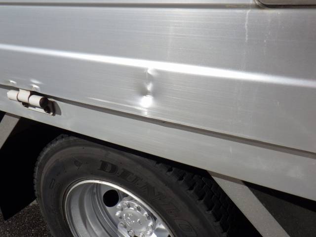 日野レンジャーアルミウイング中型（4t）[写真19]