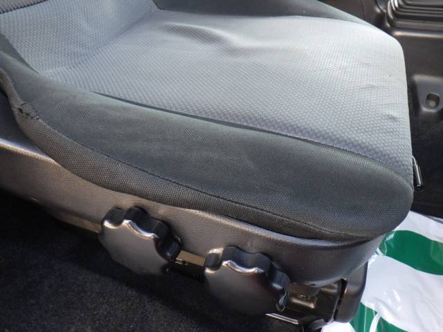 日野レンジャーアルミウイング中型（4t）[写真23]