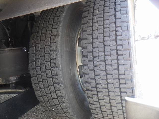 日野レンジャーアルミウイング中型（4t）[写真40]