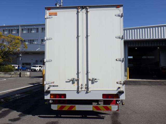 日野レンジャーアルミウイング中型（4t）[写真06]