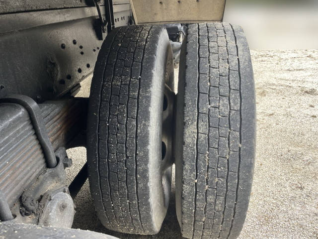 日野プロフィアクレーン4段大型（10t）[写真17]