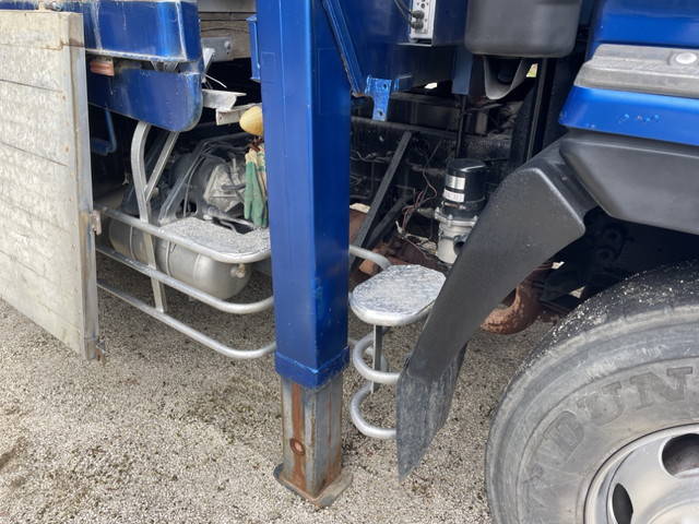 日野プロフィアクレーン4段大型（10t）[写真18]