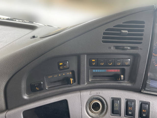 日野プロフィアクレーン4段大型（10t）[写真35]