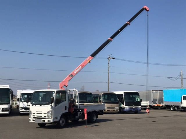 いすゞエルフクレーン4段小型（2t・3t）[写真01]