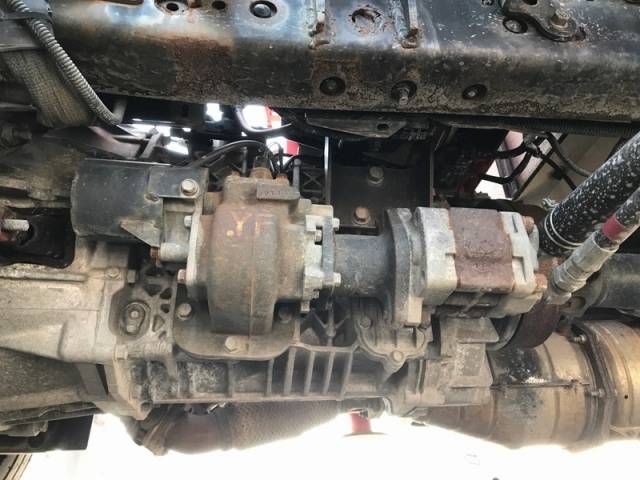 いすゞエルフクレーン4段小型（2t・3t）[写真28]