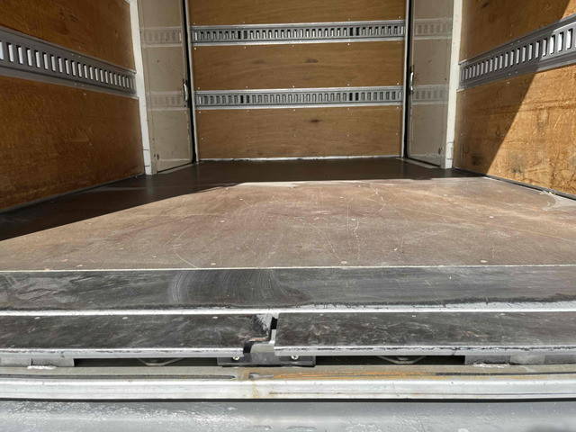 トヨタダイナパネルバン小型（2t・3t）[写真09]