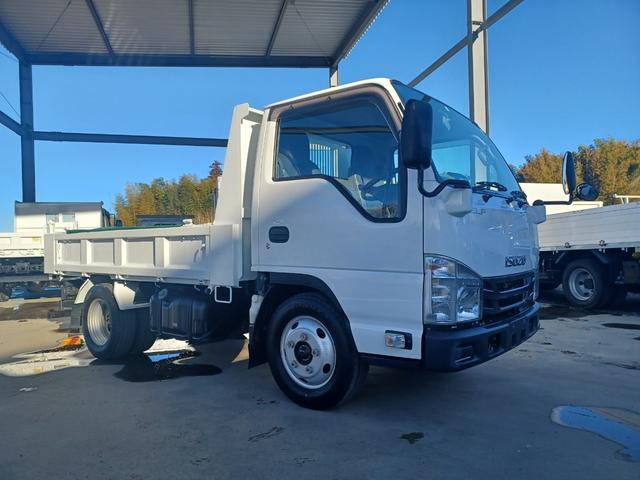 いすゞエルフダンプ小型（2t・3t）[写真01]