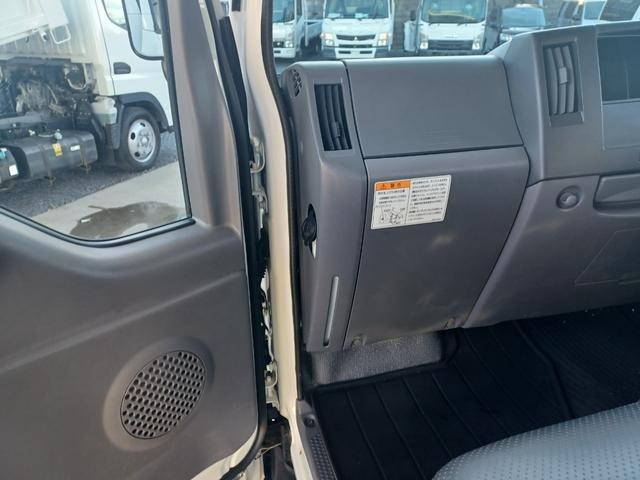 いすゞエルフダンプ小型（2t・3t）[写真28]