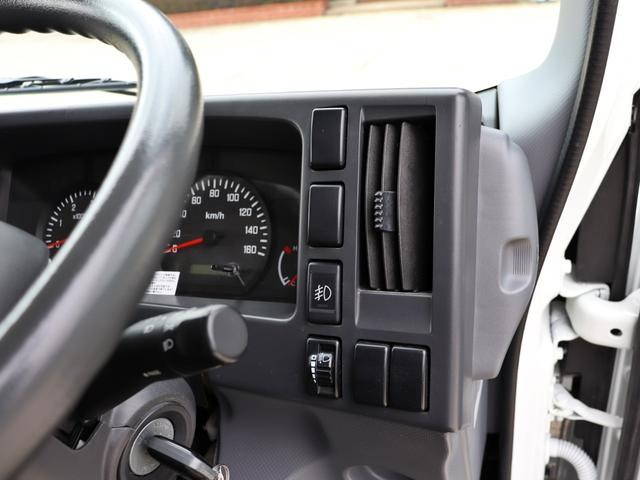 いすゞエルフアルミブロック小型（2t・3t）[写真23]