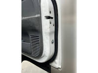 いすゞエルフ高圧洗浄車小型（2t・3t）[写真27]