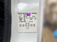 いすゞエルフ高圧洗浄車小型（2t・3t）[写真35]