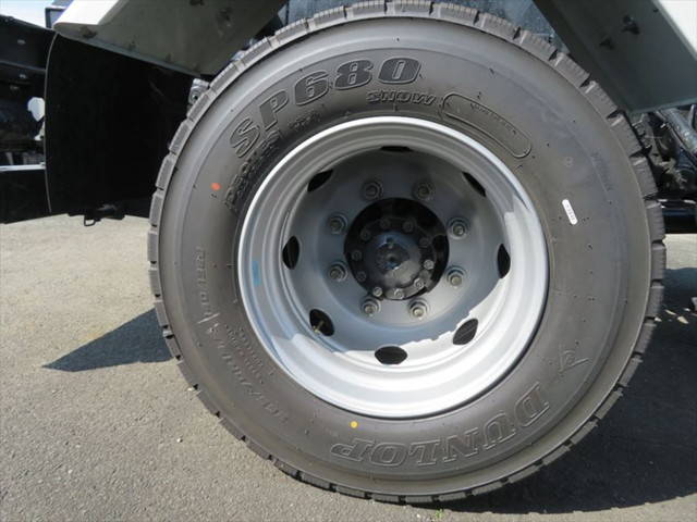 三菱ふそうファイターアームロール増トン（6t・8t）[写真10]