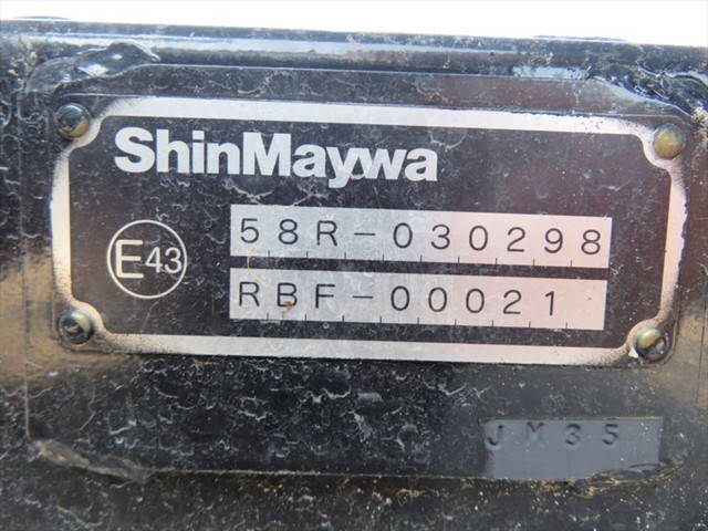 三菱ふそうファイターアームロール増トン（6t・8t）[写真19]