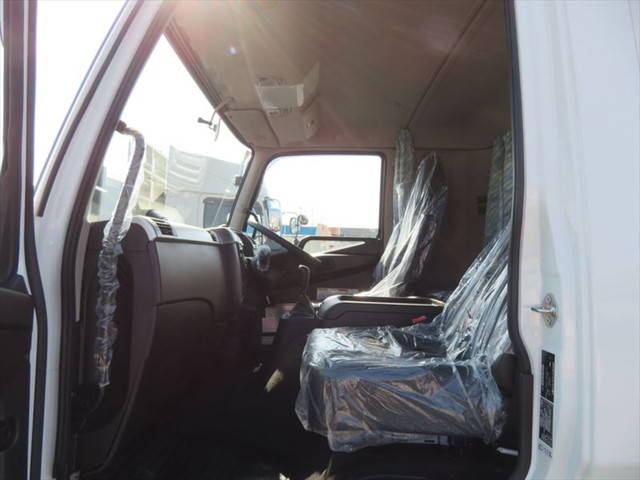 三菱ふそうファイターアームロール増トン（6t・8t）[写真25]