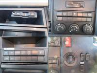 三菱ふそうファイターアームロール増トン（6t・8t）[写真31]