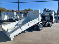 いすゞエルフローダーダンプ小型（2t・3t）[写真10]