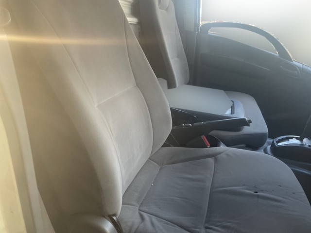 いすゞエルフボトルバン小型（2t・3t）[写真20]