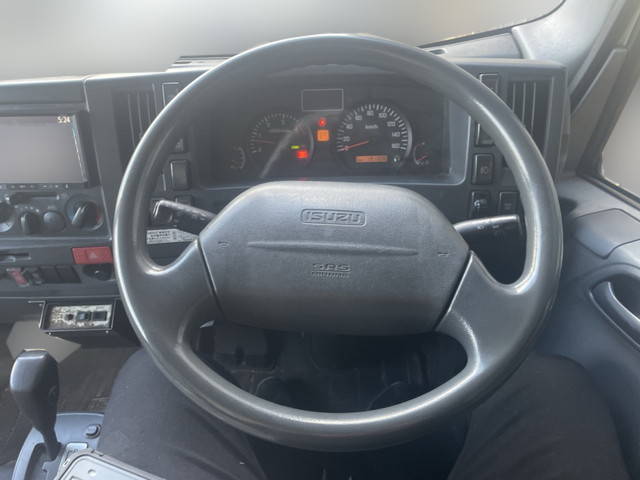 いすゞエルフボトルバン小型（2t・3t）[写真21]