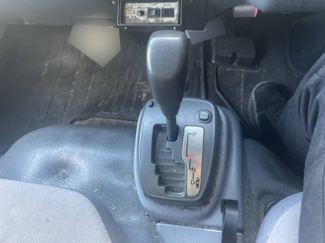 いすゞエルフボトルバン小型（2t・3t）[写真25]