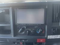 いすゞエルフボトルバン小型（2t・3t）[写真29]