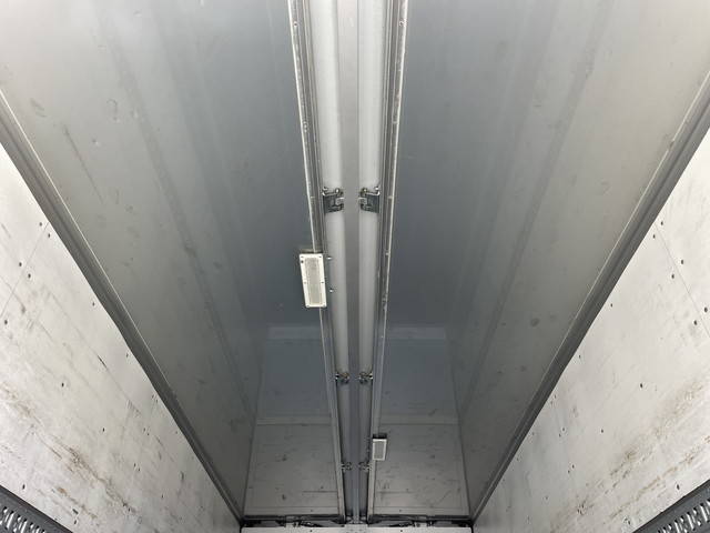 三菱ふそうファイターパネルウイング増トン（6t・8t）[写真13]