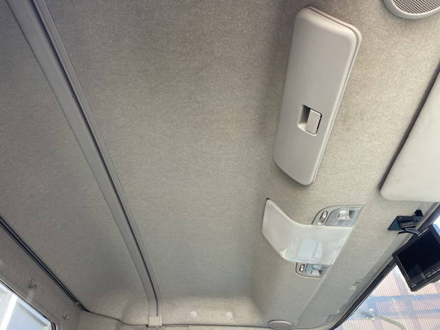 三菱ふそうファイターパネルウイング増トン（6t・8t）[写真32]