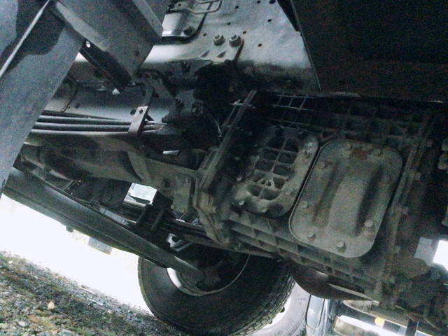 いすゞギガアルミウイング大型（10t）[写真17]