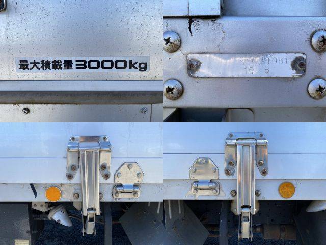 いすゞエルフアルミウイング小型（2t・3t）[写真14]