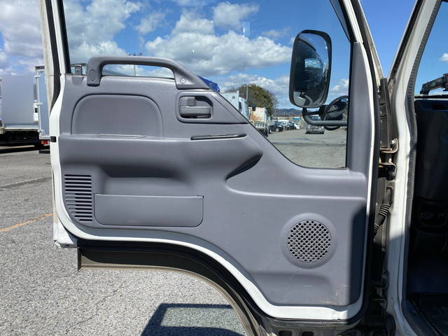 いすゞエルフアルミウイング小型（2t・3t）[写真23]