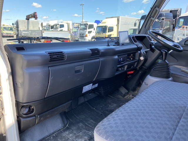 いすゞエルフアルミウイング小型（2t・3t）[写真28]