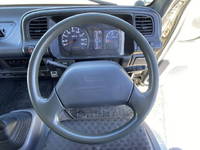 いすゞエルフアルミウイング小型（2t・3t）[写真30]